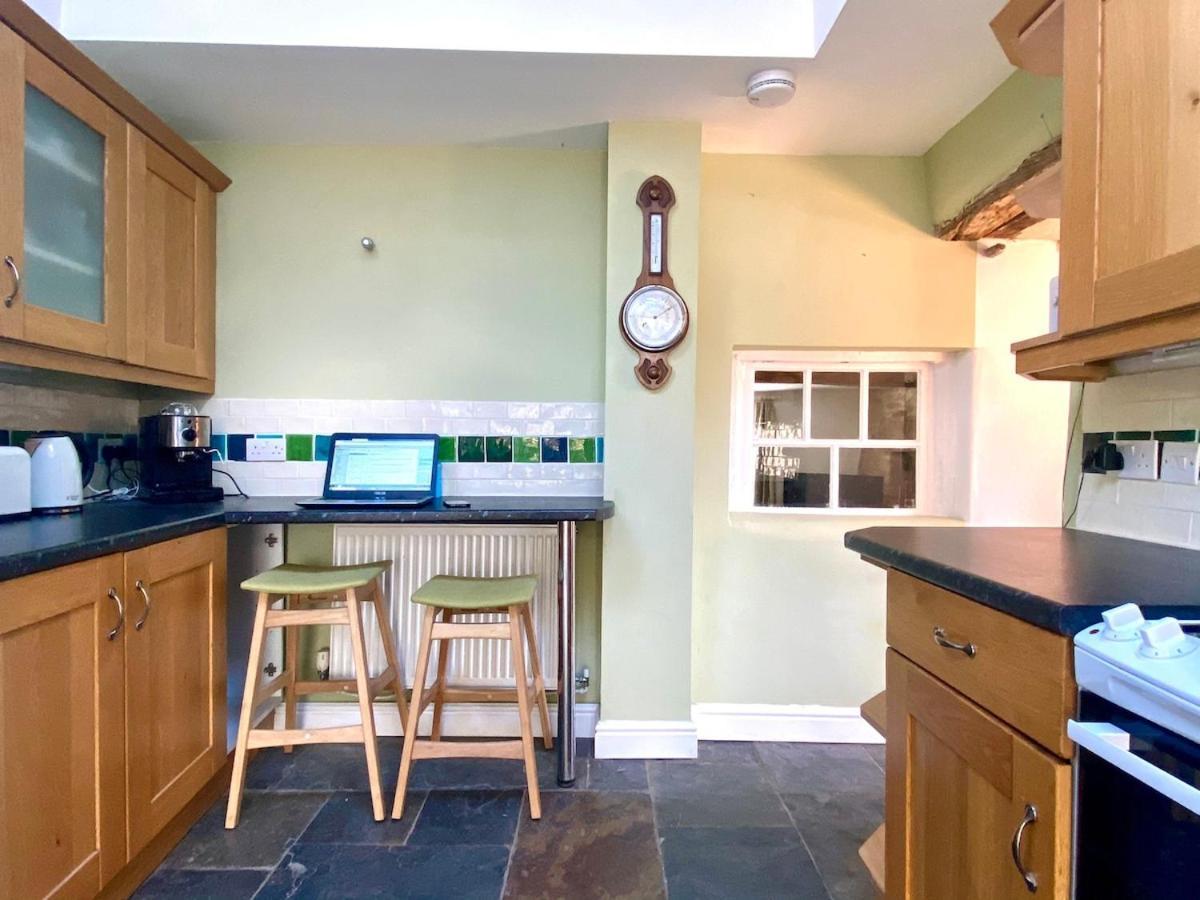 The Explorers Rest - - Frome Holiday home *